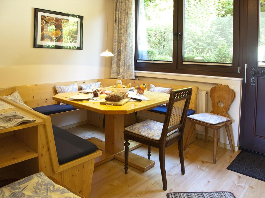 Apartamento Café Alt Willingen Habitación foto